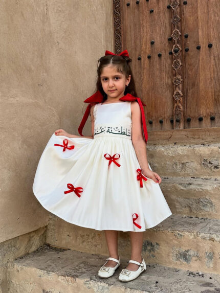 فستان اليوم الوطني العماني 93